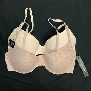 Tahari set of 2 NWT bras 36C Underwire Adjustable Clasp Shadow Gray & Crème